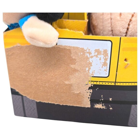 Hallmark Itty Bittys Plush Set of 4 Peanuts Gang Charlie Brown Linus Lucy Snoopy - Picture 7 of 16